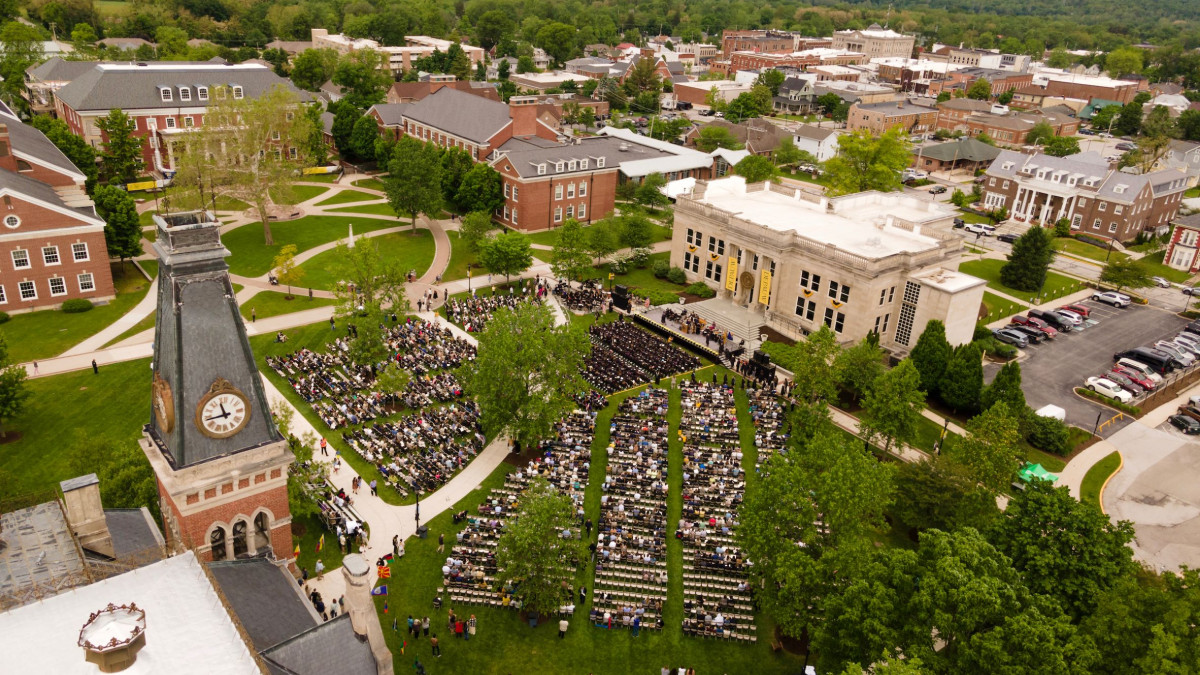 DePauw graduates Class of ’22 in Sunday morning commencement ceremony
